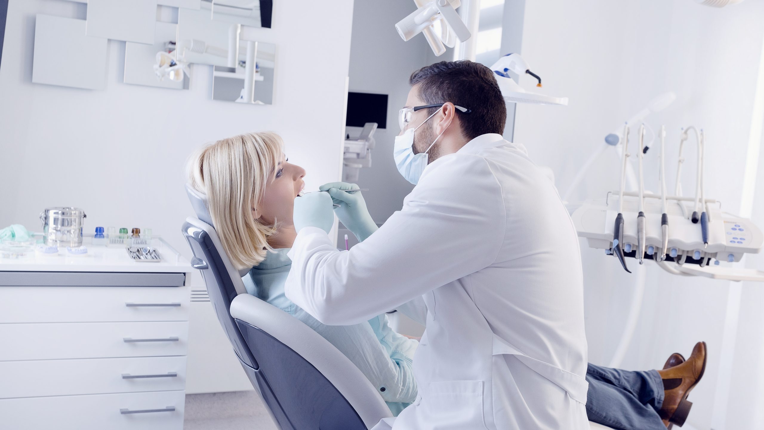 Dentist in Lee, FL
